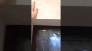 Технология проклейки откосов обоями.