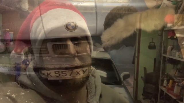 BMW e34 как снять фары. Замена стёкл на фарах.#10 смотреть онлайн