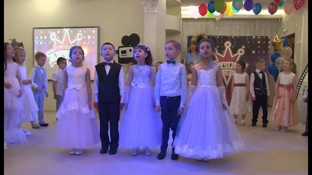 Песня "Первый раз в первый класс"Слова и музыка: Гульнара Азаматова–Бас смотреть онлайн