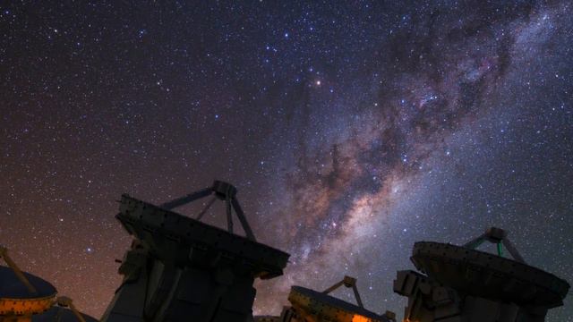 ESOcast 65: The Chilean Sky in Ultra High Definition смотреть онлайн