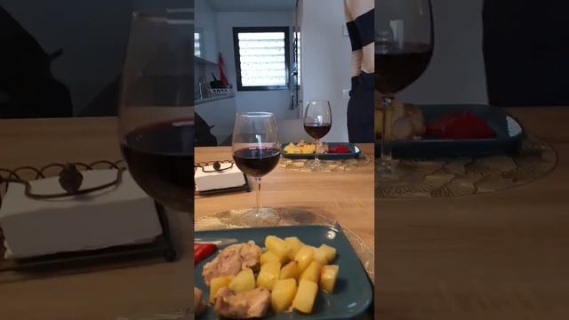 Обед в Эль Масноу смотреть онлайн