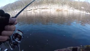 Как наловить МНОГО ОКУНЯ на отводной поводок! Техника ловли в Глухозимье