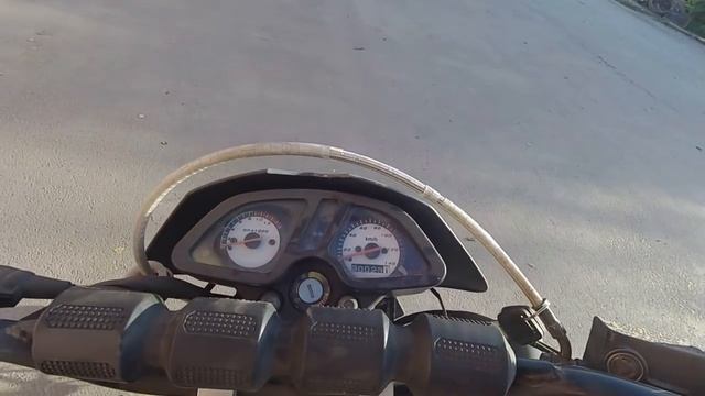 Что случилось с НОВЫМ китайским мотоциклом после четырёх лет простоя? смотреть онлайн