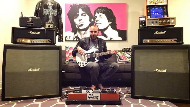 Epiphone Guitar Giveaway of The Day: Day 7 (April 9th, 2020) смотреть онлайн