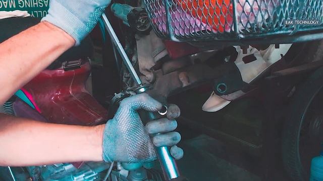 Front Drum Brake to Disc Brake Conversion/YAMAHA mate 100 смотреть онлайн