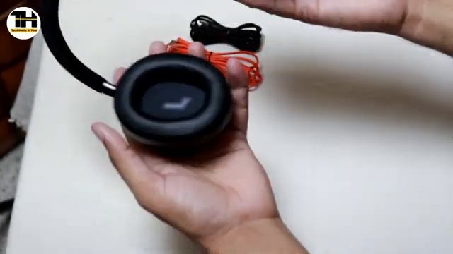New JBL wireless Headphone (Over the Ear) E55BT Unboxing and review (2018) in Hindi смотреть онлайн