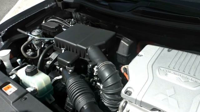 B7991 - 2014 Mitsubishi Outlander PHEV Aspire ZJ Auto AWD Walkaround Video смотреть онлайн