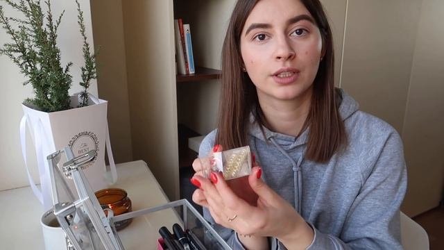 РАСХЛАМЛЕНИЕ КОСМЕТИЧКИ | Что  нужно выкинуть?