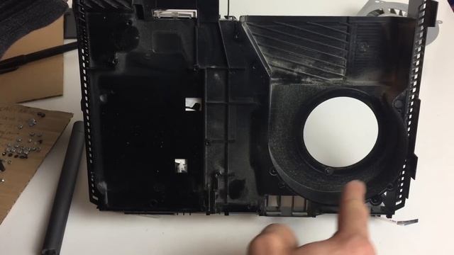 TUTO DÉMONTER NETTOYER ET REMONTER SA PS4 CUH 1200 смотреть онлайн