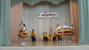 Русский танец «Подай балалайку» СОШ № 4 гп  Пойковский ХМАО