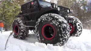 One UAZ hunter vs five jeep Wrangler!