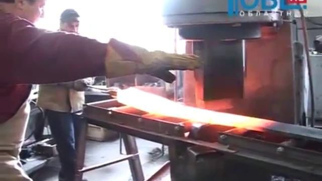 Кузнецы Златоуста установили рекорд, выковав самый длинный меч в мире смотреть онлайн