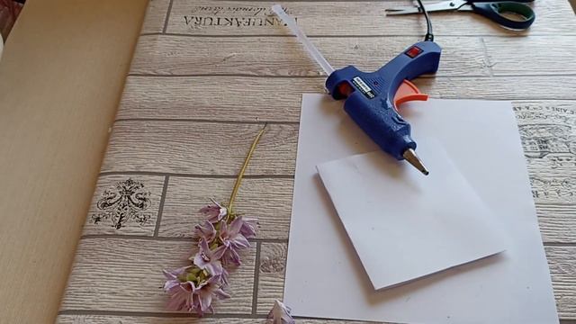 Цветы из фоамирана!!!Декоративная веточка с нежными цветами!!
