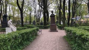 Могила вице-адмирала З.П. Рожественского