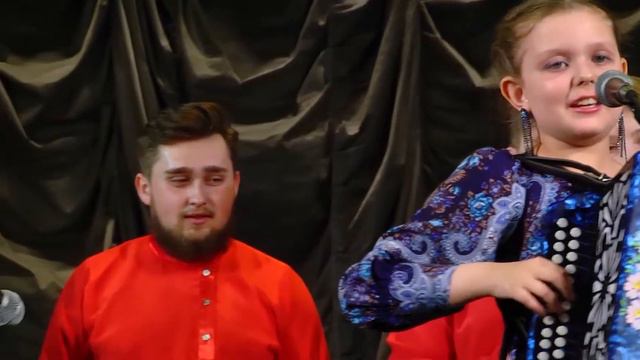 000455 С каждым годом труднее нам жить смотреть онлайн