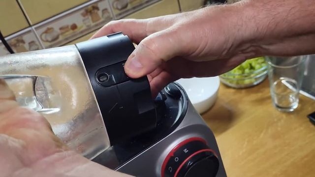 Bosch OptiMUM9 robotgép turmixfeltét szétszedése MUZ9MX1 смотреть онлайн