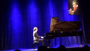 Л. ван Бетховен - Соната № 21 "Аврора"