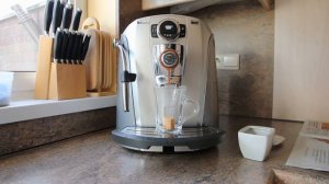 Saeco Talea Giro Plus - Coffee Making
