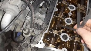 Замер и регулировка тепловых зазоров клапанов Мазда zl-de v1.5 2001 г