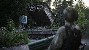 Огневой удар «Солнцепеком» по технике ВСУ. Лучшее видео из зоны СВО