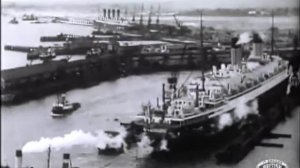 The Southampton Docks - Ocean Liners together - Original footage