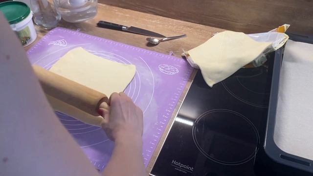 Влог Рецепт самых вкусных котлет Пеку круассаны ?