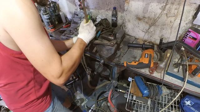 Как нарезать резьбу после сварки смотреть онлайн