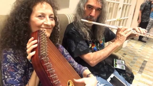 12/17/20- @Conscious Co-op w/Doug Tessler Play’n flute w/Simm Gottesman’s Angel Harp & Tibetan Bowl смотреть онлайн