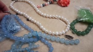Переделка жемчужных бус. Комплект украшений из крупного жемчуга.