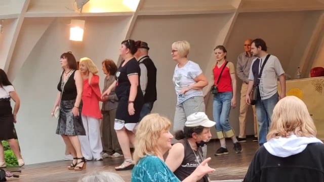 Kharkiv Харьков Танцы Парк Горького смотреть онлайн