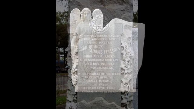 Необычные памятники из гранита и мрамора.