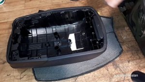 HYUNDAI SANTA FE. Проломили подлокотник. ДЕЛАЕМ.