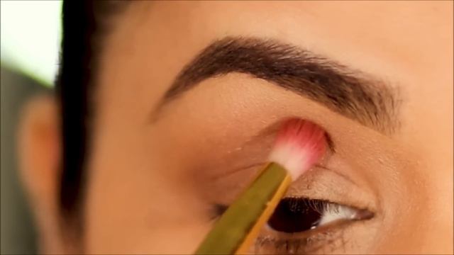 STEP-BY-STEP PARTY GOLD SMOKEY EYE MAKEUP TUTORIAL (हिंदी में/Hindi) смотреть онлайн