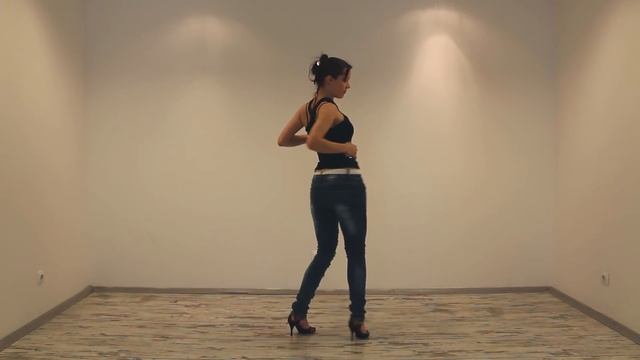 Kizomba Tarraxa Lady Body Bovement by Laura Zaray смотреть онлайн