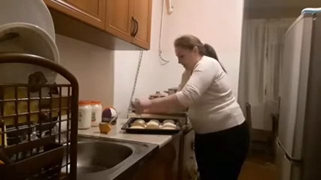 ВКУСНЫЕ   БУЛОЧКИ  С  КУНЖУТОМ  ДЛЯ  ГАМБУРГЕРОВ