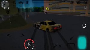 Дрифт по городу на Nissan Skyline R32 в Car Parking Multiplayer