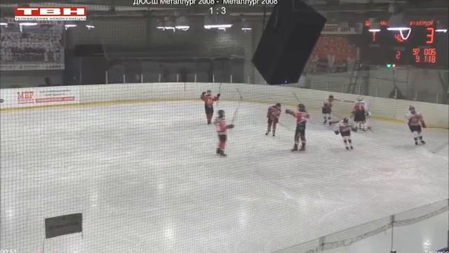 Два «Металлурга» сыграли друг против друга смотреть онлайн