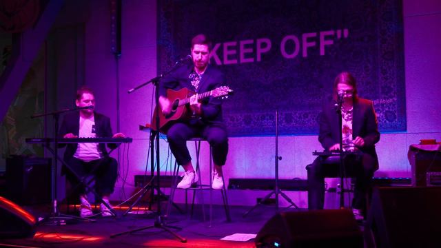 Gorillaz - Feel Good Inc. (Acoustic synth cover) Gurevich_acoustic_band смотреть онлайн