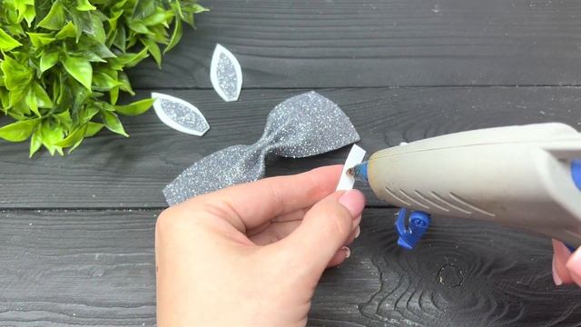 ?МК Бантики ЗАЙКИ из фоамирана ? How to make hair bows