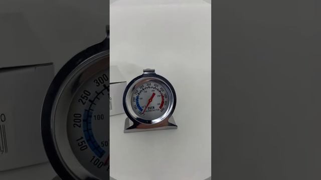 Бытовой аналоговый термометр