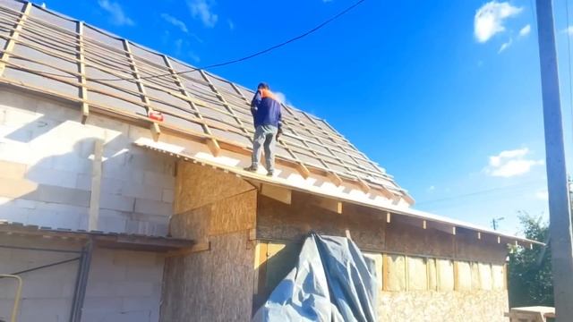 Подняли потолок на мансарде. Частный дом, переехать за 60 дней смотреть онлайн