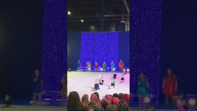 Маленькой ёлочке не холодно зимой смотреть онлайн