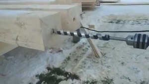 Подготовка стоек для веранды из бруса 150х150 мм. Строительная компания СБК город Кострома.