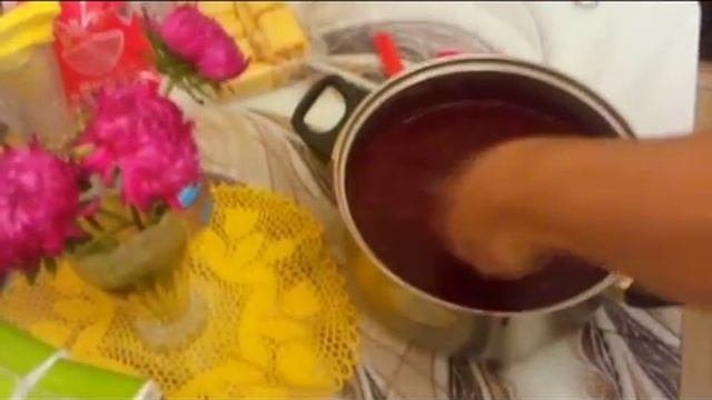 Варенье из смородины - за уши не оттянешь.