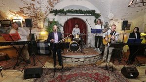 Grand Positive - «Abi gezunt» (lyric Molly Picon, music Abe Elstein) Еврейская песня, джаз