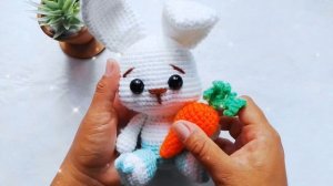 COELHO DE PÁSCOA AMIGURUMI(PDF)