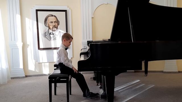 Д. Шостакович, К. Дебюсси смотреть онлайн