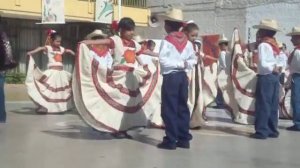 Estampa Sinaloense. Niños y niñas de 2oB