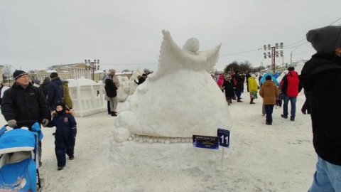 Фестиваль Скульптур из снега в Костроме 2023 г. Участник 11