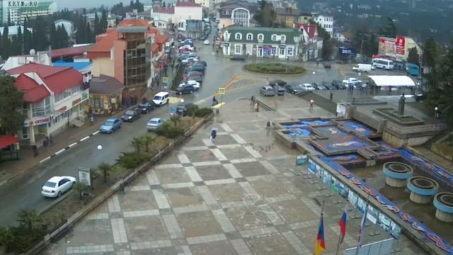 Вебкамера "Площадь Советская". Запись 03.03.2018 12:00:04 смотреть онлайн